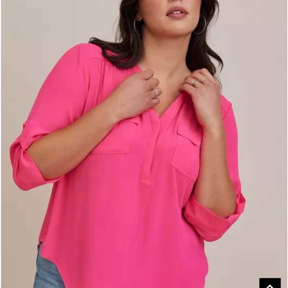 Torrid Harper! Lot of two, size 00 blouses!  Pink and Mauve.  EUC.